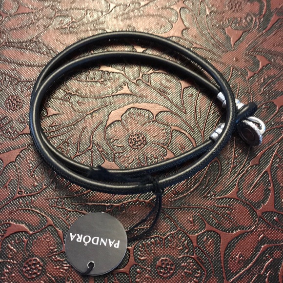 Pandora Jewelry - NWT***Pandora black leather choker/bracelet 7” Pandora Jewelry - NWT***Pandora black leather choker/bracelet 7”